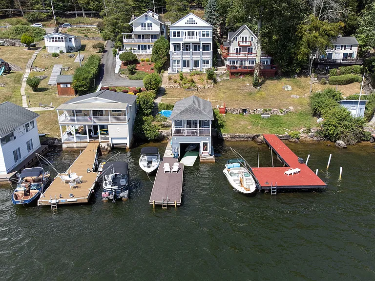 307 Lakeside Blvd — Photo 4
