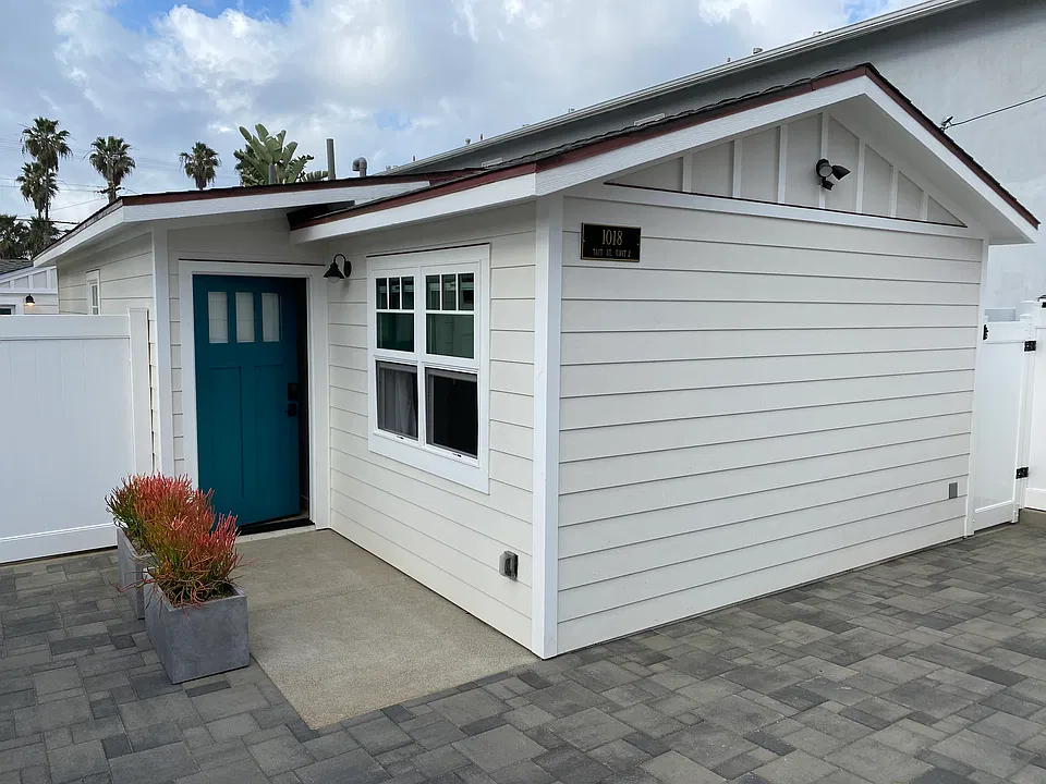 1018 Tait St #2