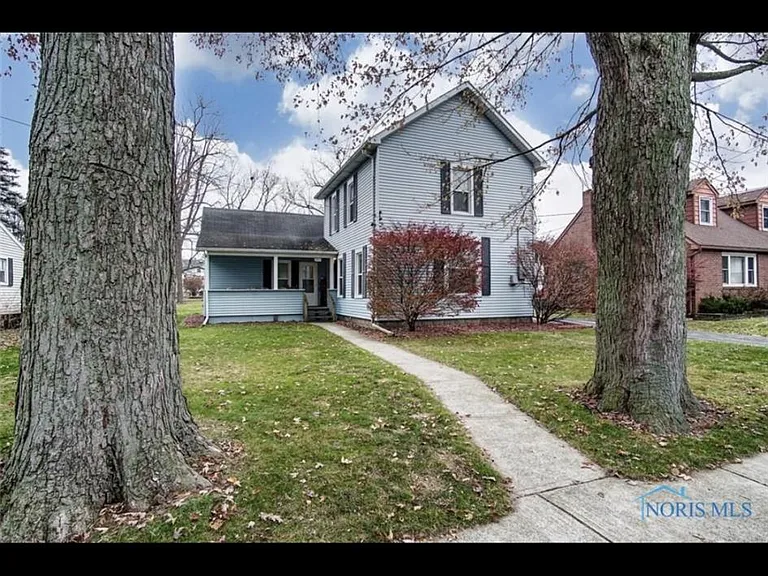 245 Buttonwood Ave — Photo 14