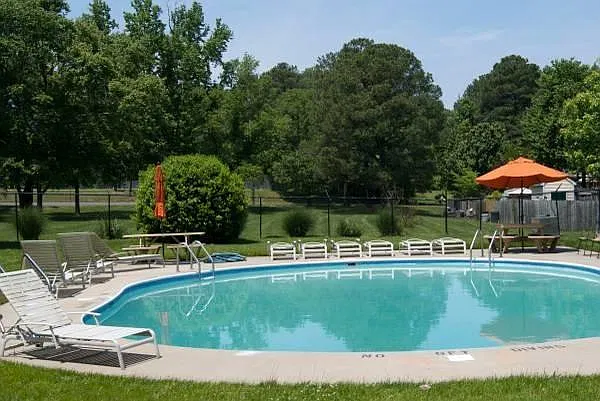 4 bed, 3.5 bath, 1856 sqft, $1,395 — Photo 3