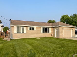 8574 Larned Rd, Port Austin, MI 48467