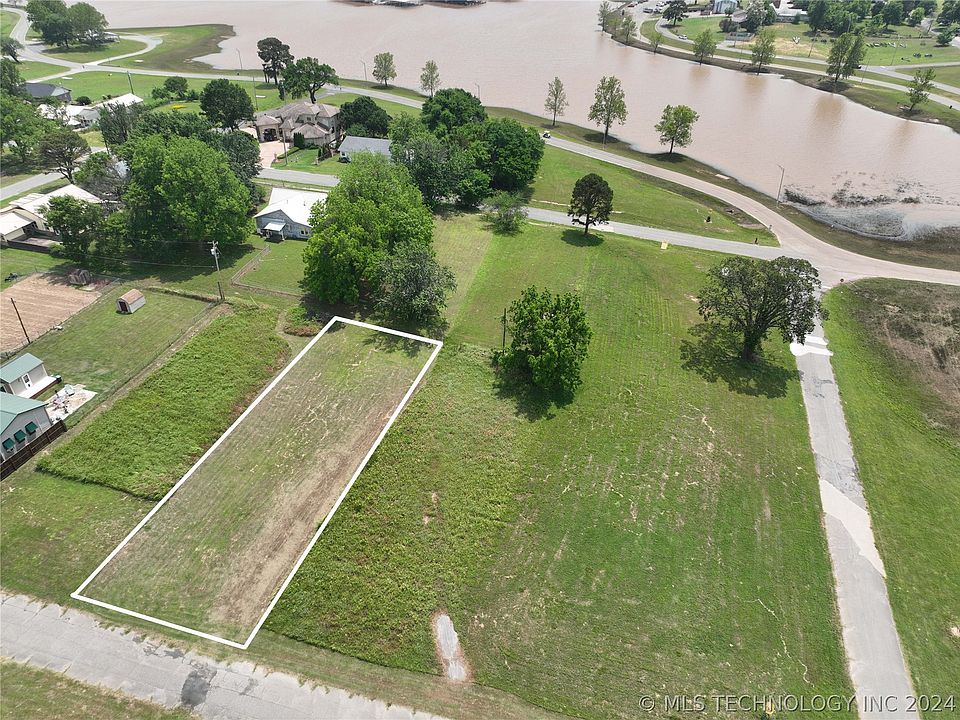 2nd image of Jefferson Ave