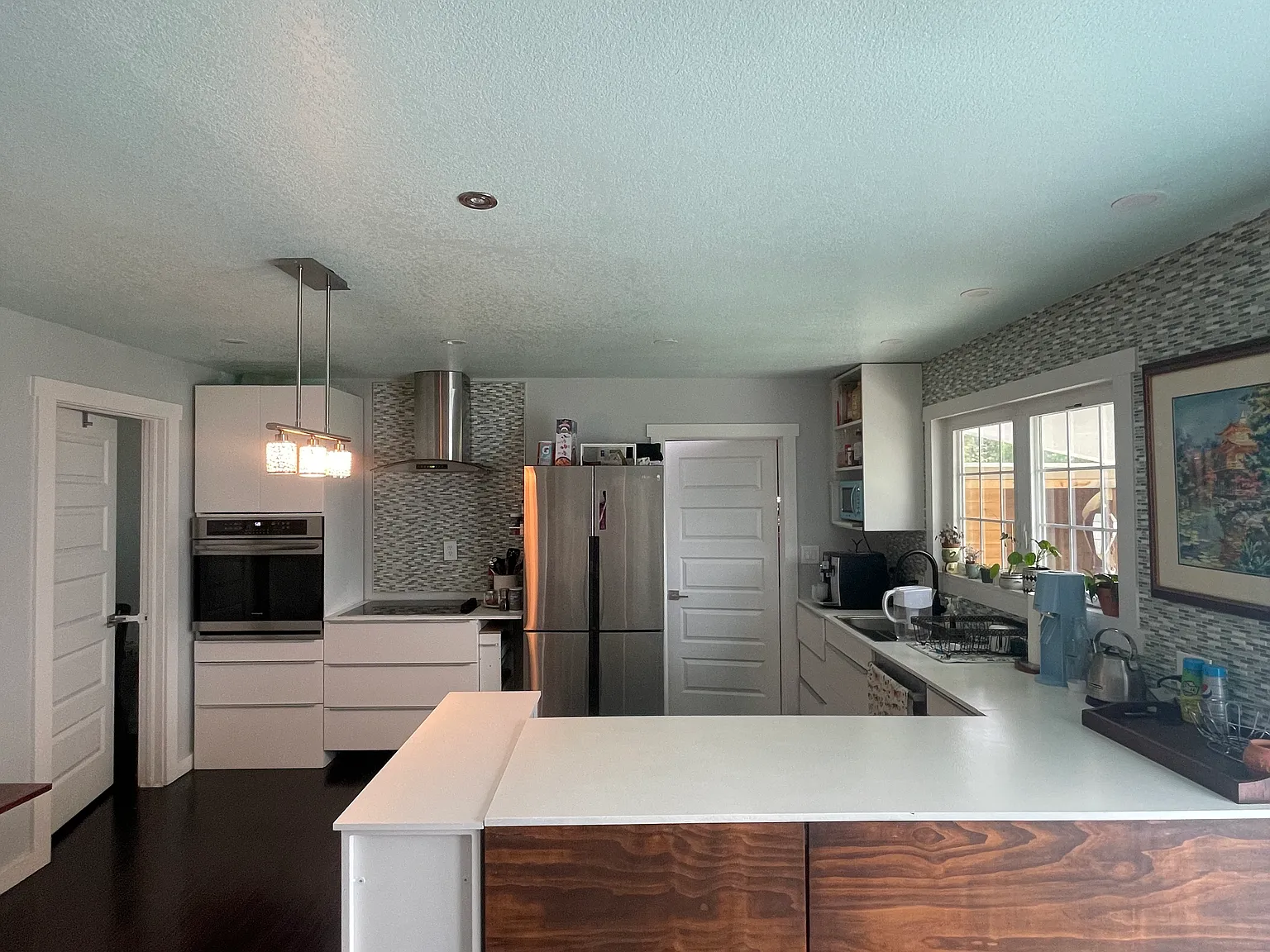3 bed, 1.5 bath, 900 sqft, $2,675 — Photo 3