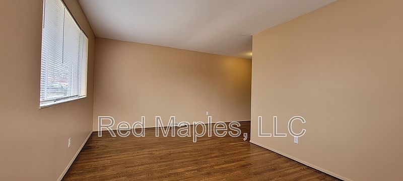 1st image of 4048 Esseldale Dr