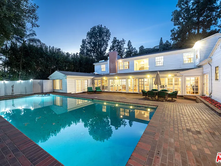 1148 Coldwater Canyon Dr — Photo 11