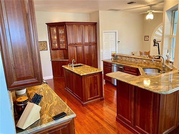 4th image of 114 Martesia Way