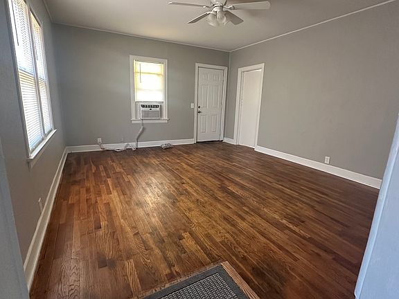 3rd image of 501 Logan St