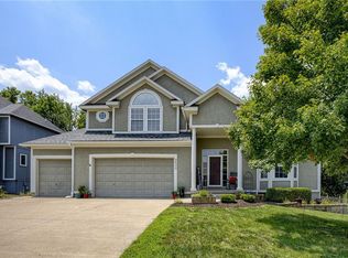 2605 SW Kristin Dr, Lees Summit, MO 64082