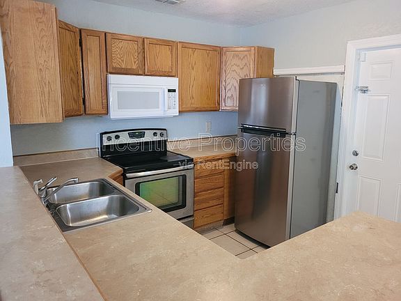 2nd image of 7502 Pomelo Dr