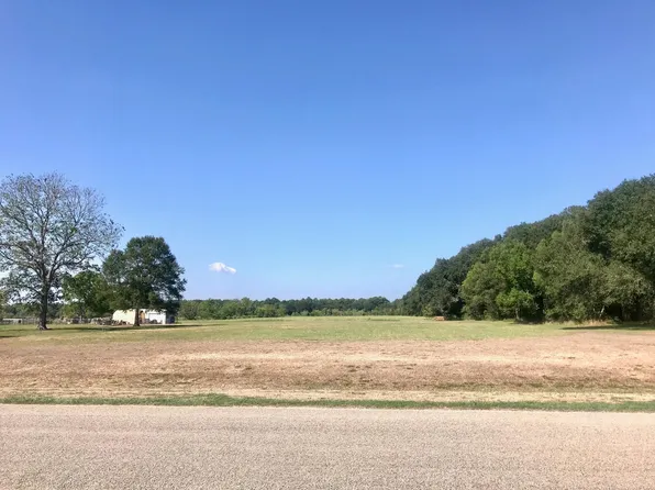 1700 Blanch Rd, China, TX 77613