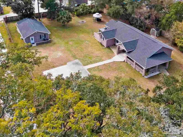 5115 W Fairfield Dr, Pensacola, FL 32506