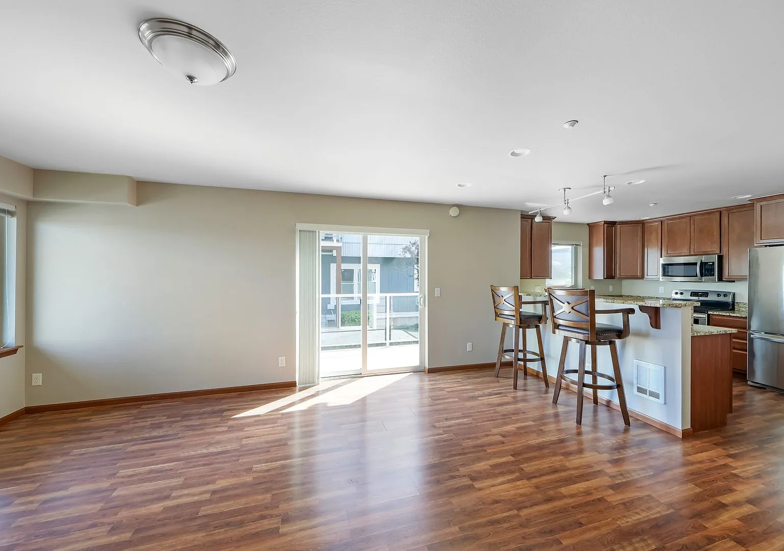 3614 Portage Ln — Photo 2
