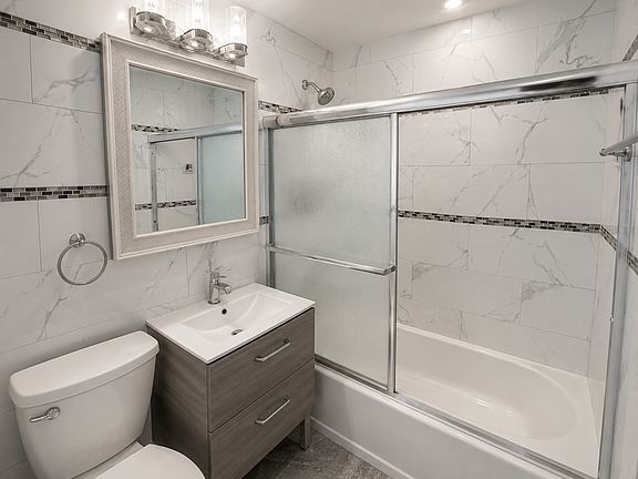 5th image of 582 E 80th St Floor 1