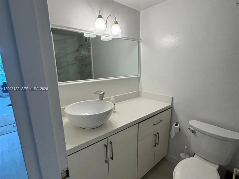 1000 West Ave #218 — Photo 15