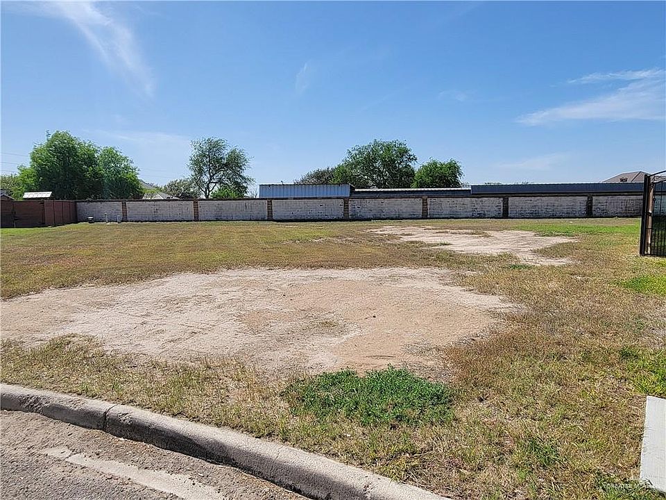 2nd image of 3824 E Roosevelt Ave