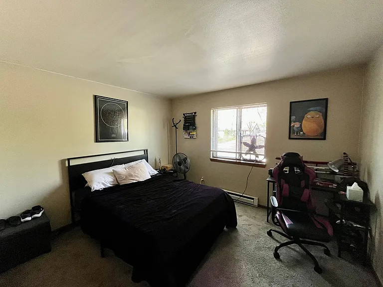 N114W15846 Sylvan Cir — Photo 10