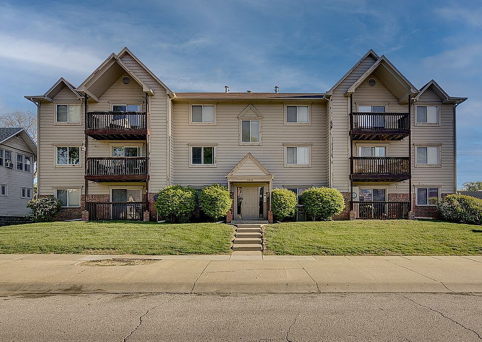 1st image of 5016 California St APT 5
