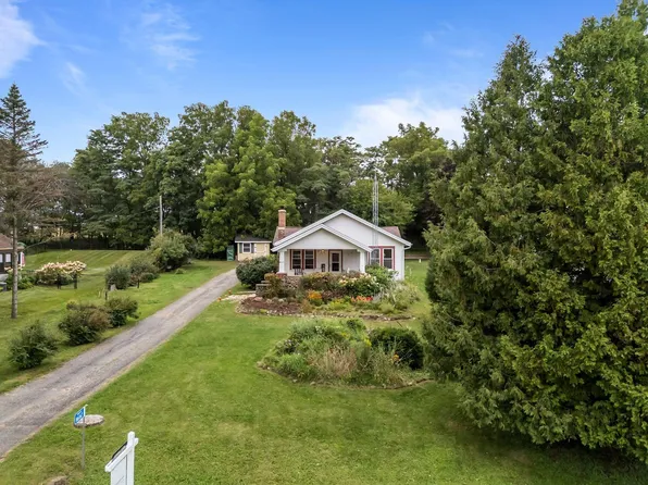 N6167 N Lawson Dr, Green Lake, WI 54941