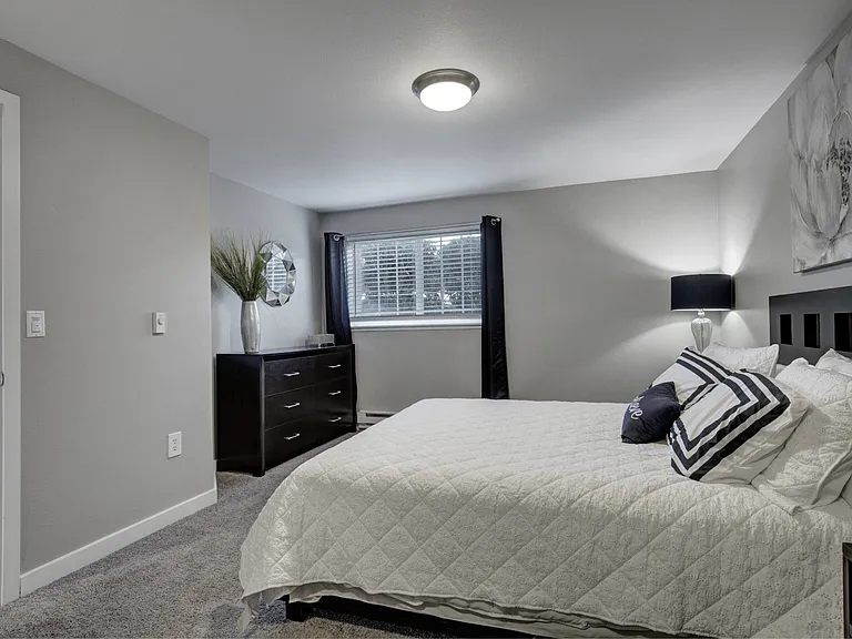 Beaumont Grand Apartment Homes — Photo 25