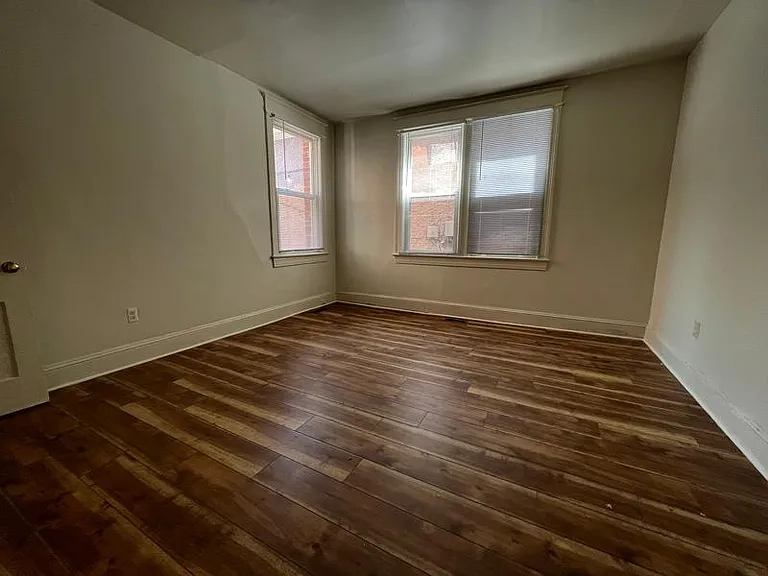 1620 V St SE #1 — Photo 13