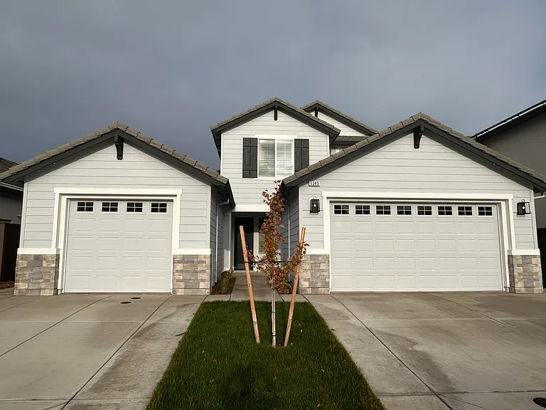3345 Grouse Ridge Ct — Photo 1