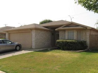 726 Charles City Dr, Arlington, TX 76018