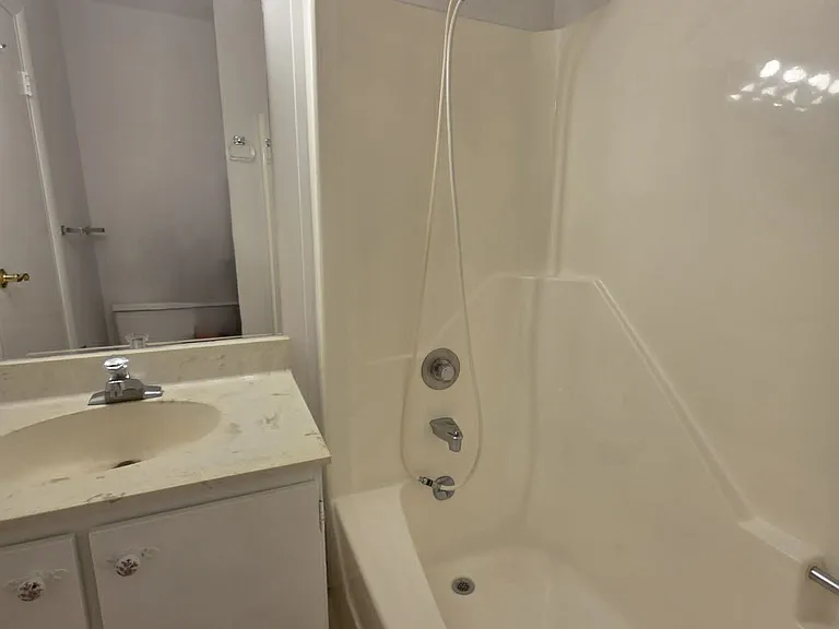 231 Canal Park Dr — Photo 48
