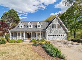 395 Lake Ridge Ct, McDonough, GA 30253