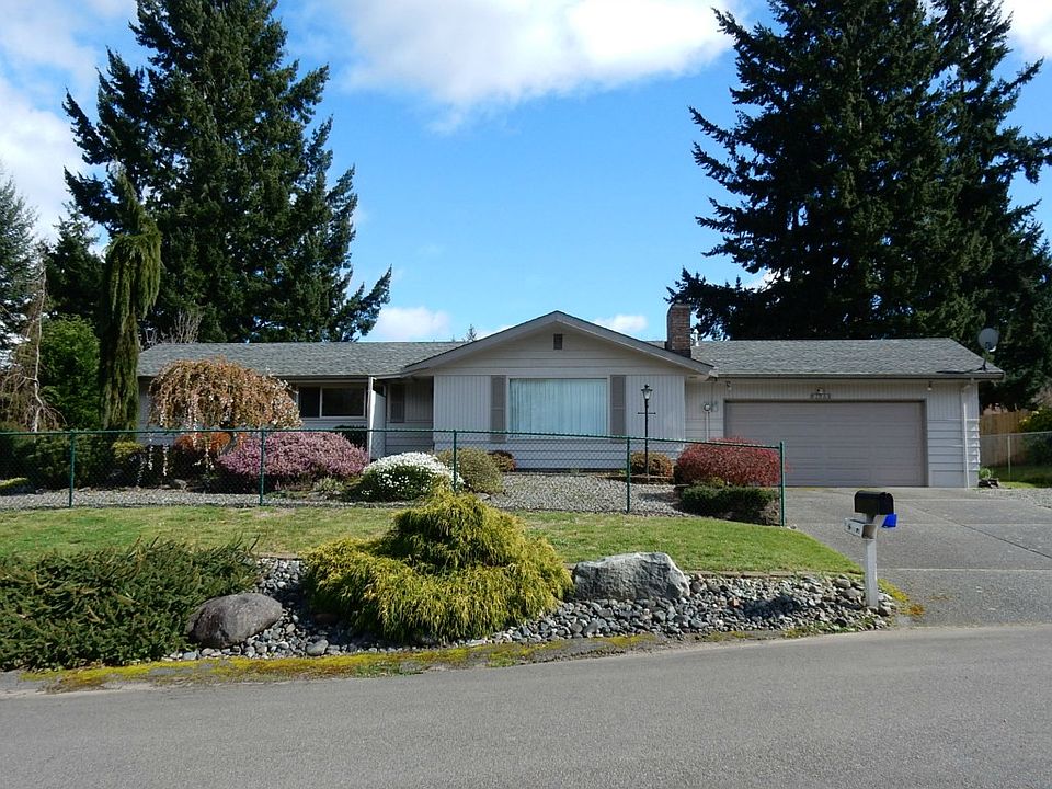 1st image of 2423 Glenn Ct SE