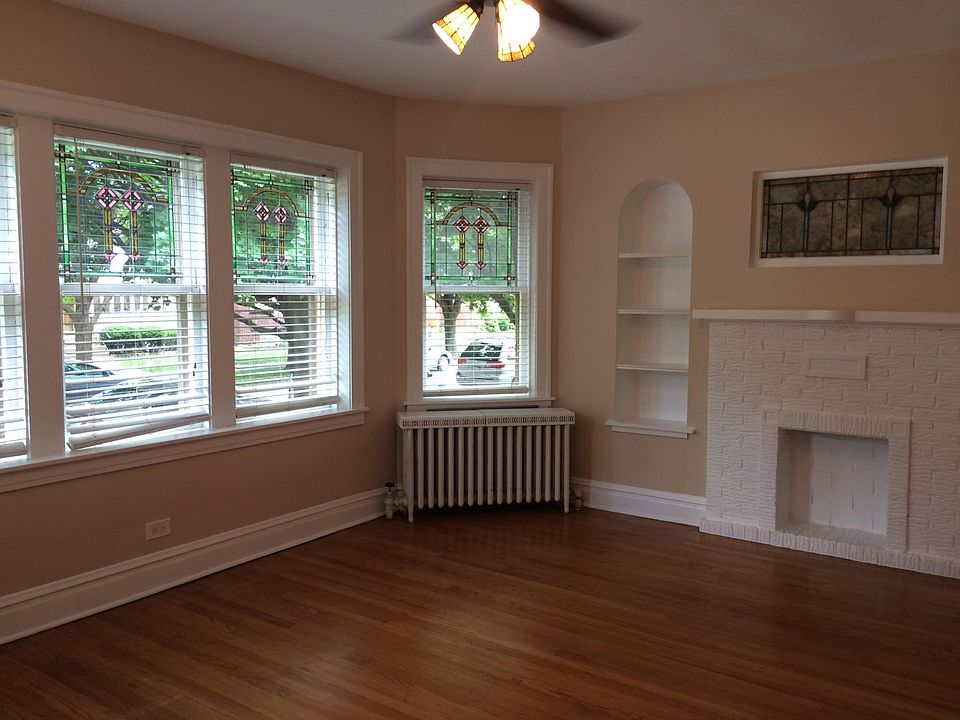 1st image of 5222 N Lind Ave #1