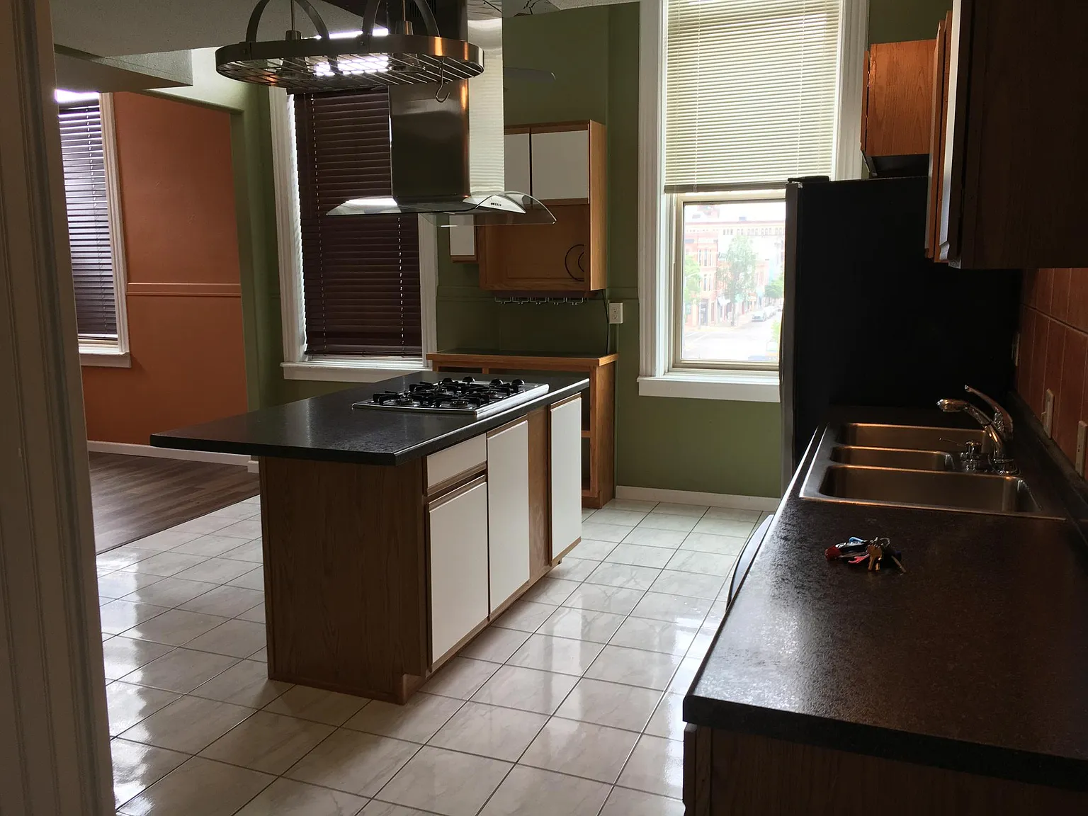 1 bed, 600 sqft, $875 — Photo 2