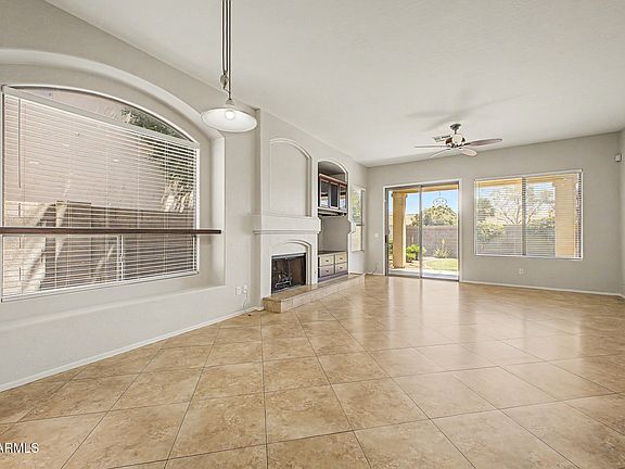 3rd image of 2153 W DUBLIN Lane