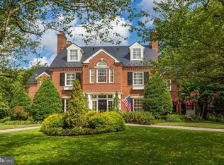 6008 Kennedy Dr, Chevy Chase, MD 20815