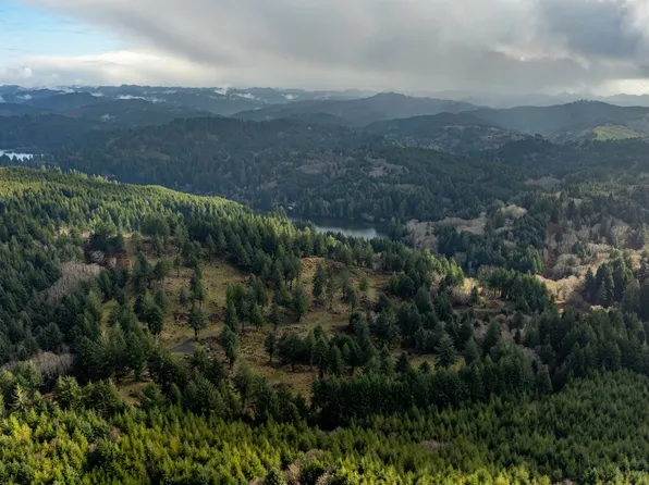 0 Hilltop Dr #100, Lakeside, OR 97449