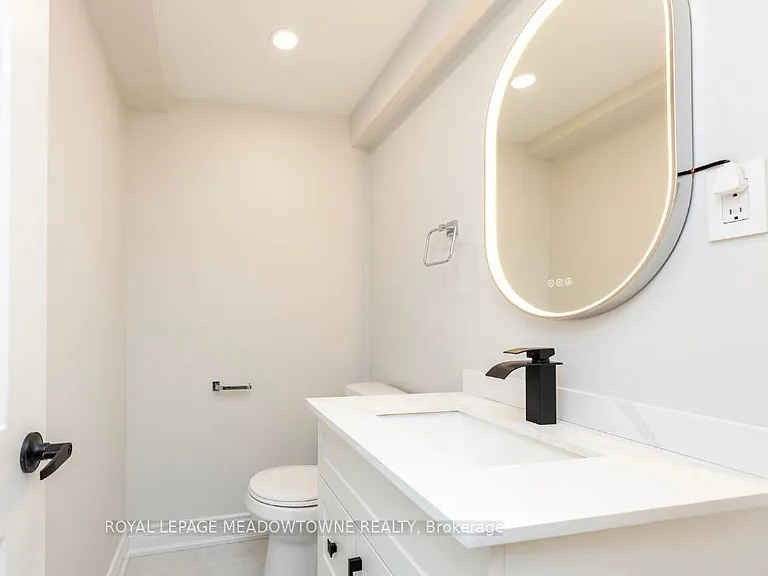 468 Gowland Cres #BASEMENT — Photo 26
