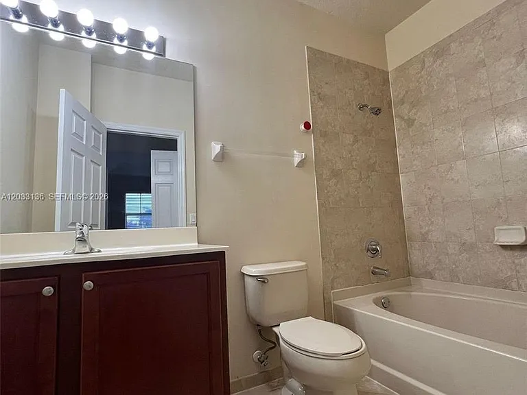 11503 NW 89th St #223 — Photo 6
