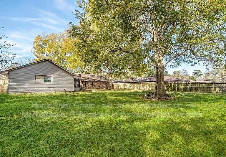 12510 Old River Dr — Photo 24
