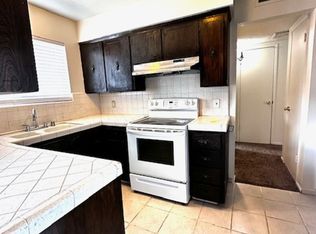 1528 E Garland Ave #D, Fresno, CA 93704