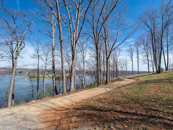 5th image of TRACT Cliffs Dr #C