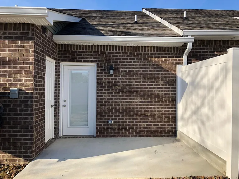 1201 S Water - Kendra Place Apartments — Photo 8