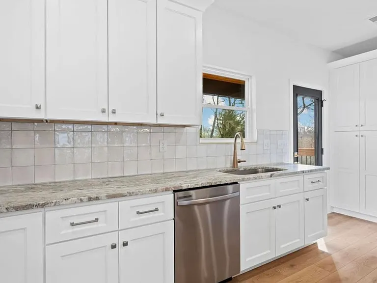 8806 Nelson Rd — Photo 10