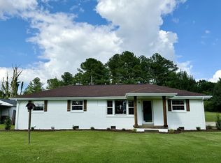 494 Indian Creek Rd, Mc Ewen, TN 37101