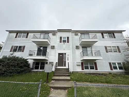 23 Tallman St Photo 1