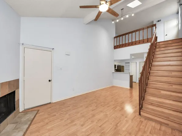 2425 Holly Hall St #C54, Houston, TX 77054