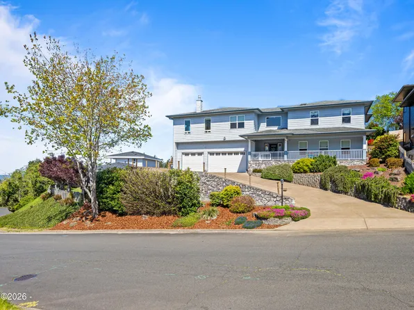 1015 NE 7th Dr, Newport, OR 97365