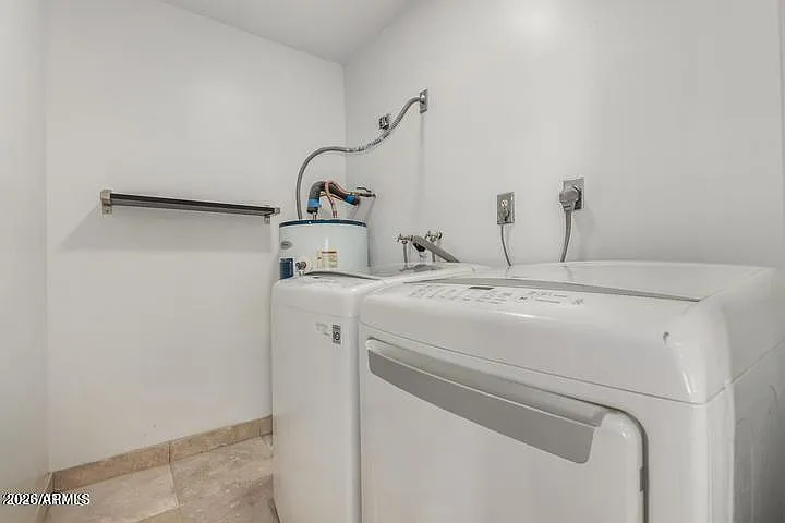 1008 W Watson Dr — Photo 24