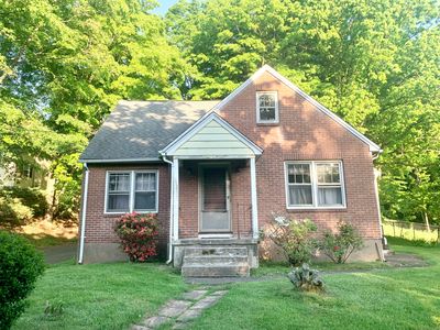 490 New Hanover Avenue, Meriden, CT, 06451