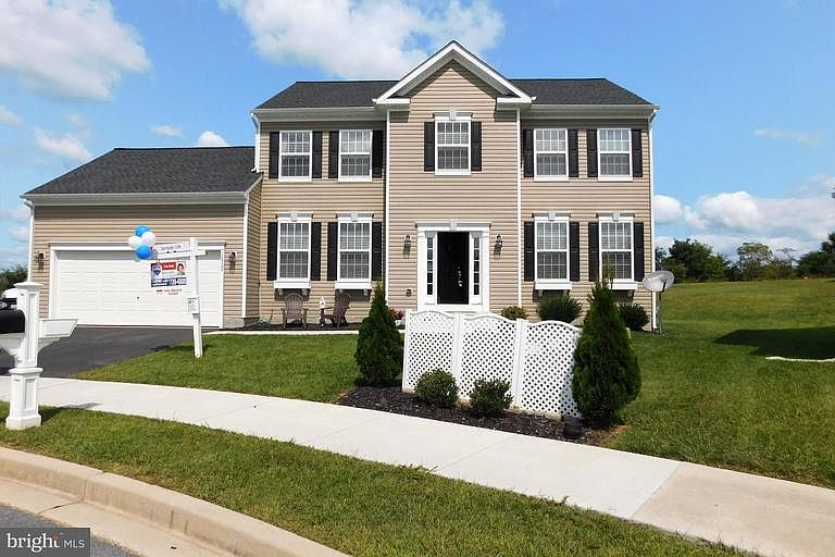 1st image of 12522 Olivine Ct