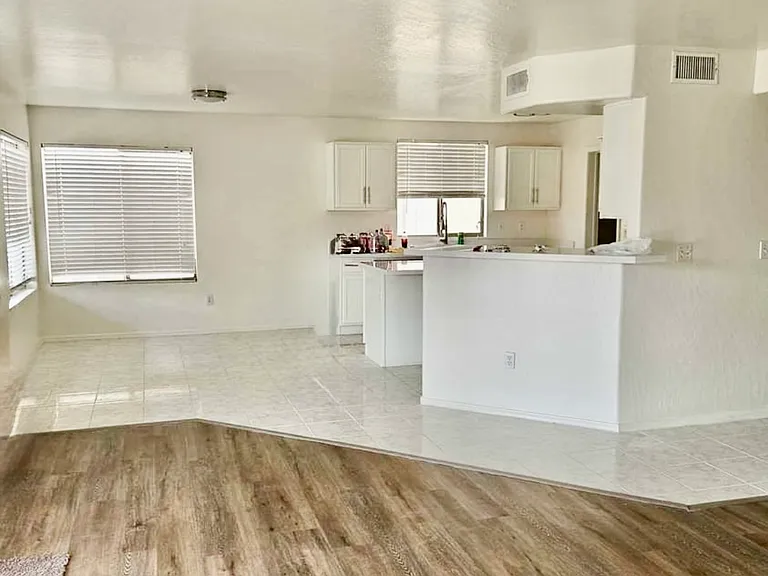 2040 E Behrend Dr — Photo 2