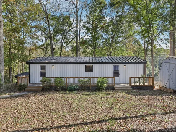 1269 Eastcreek Rd, Fort Lawn, SC 29714